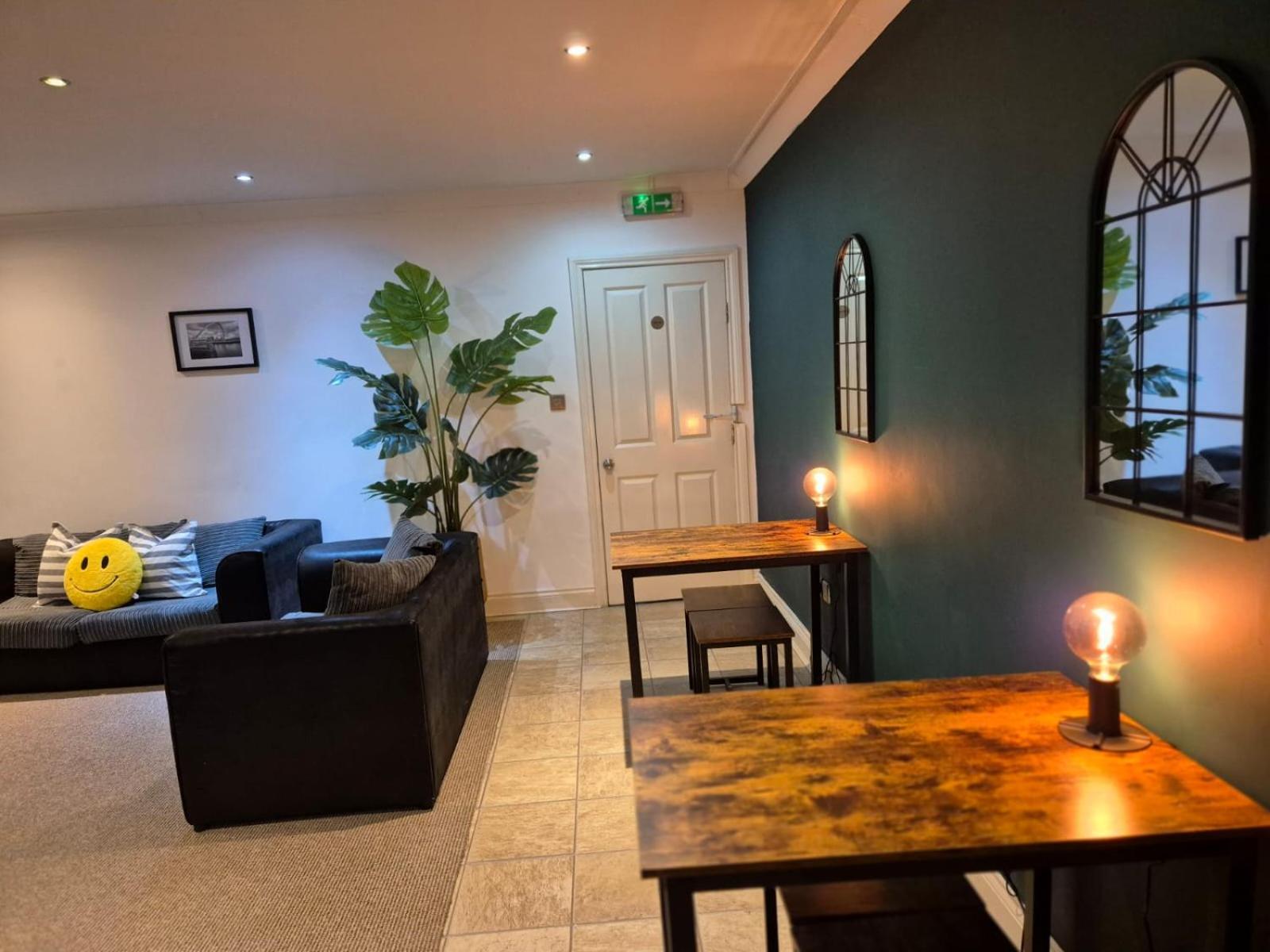Quarrie House Aparthotel Cramlington Bagian luar foto